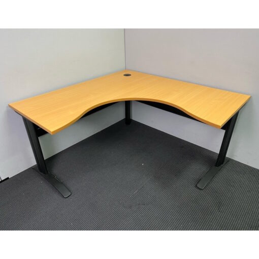 Corner Workstation - 1500 x 1500 - SOLD