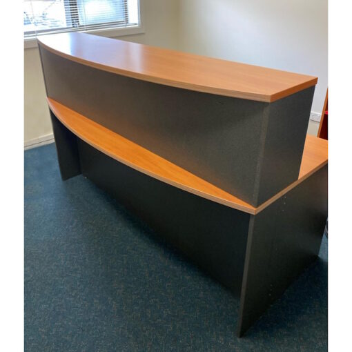 Reception Desk 1800 x 1800 - SOLD