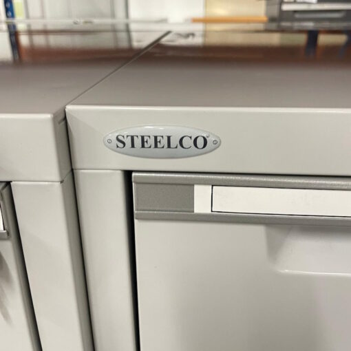 4 Drawer Filing Cabinets Steelco - SOLD - Image 4