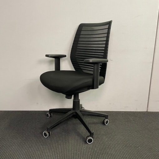 Mesh Back Office Chair - 1 available - Image 3