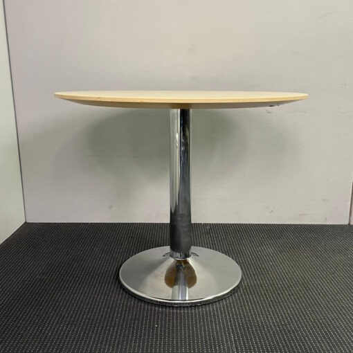 Round Table - 900mm in Diameter - 1 available - Image 3