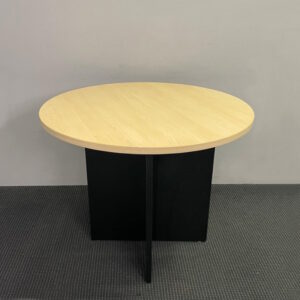 Round Table - 900mm in Diameter - 1 available