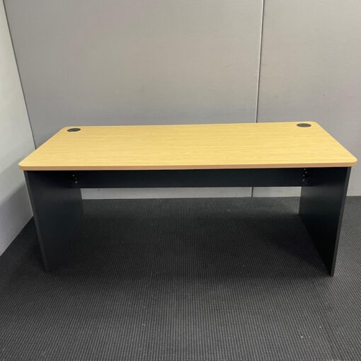 Straight Desk 1800 x 800 - SOLD