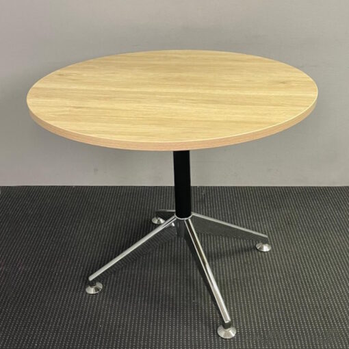 Round Table - 900mm in Diameter - 1 available - Image 3