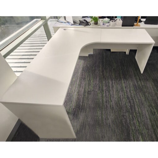 Corner Workstation 1800 x 1800 - SOLD