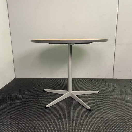 Round Table - 900mm in Diameter - 1 available - Image 3