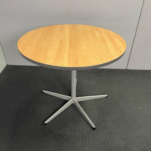Round Table - 900mm in Diameter - 1 available - Image 2