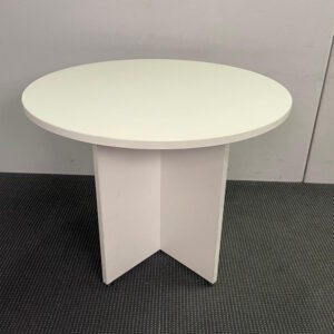 Round Table - 900mm in Diameter - 1 available