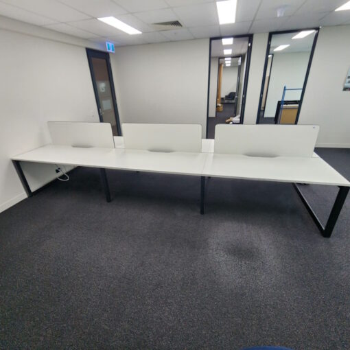 6 Person Desk - 4500 x 1500 - 1 available - Image 3