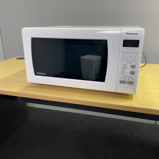 Panasonic Microwave NNST756W - SOLD