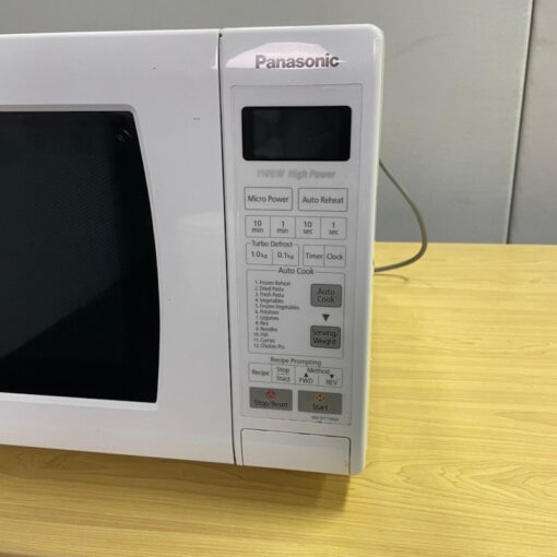 Panasonic Microwave NNST756W - SOLD - Image 6