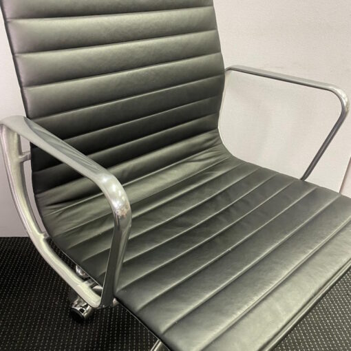 Herman Miller Eames Aluminium Group Executive Chairs - SOLD - Image 6