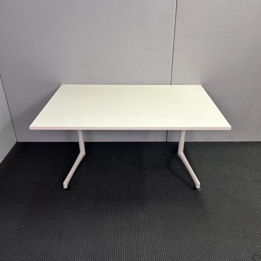 Straight Desk - 1500 x 1000 - SOLD