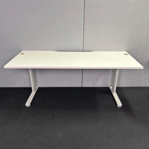 Straight Desk - 1800 x 750 - 1 available