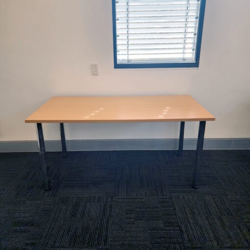 Table - 1500 x 750 - 1 available