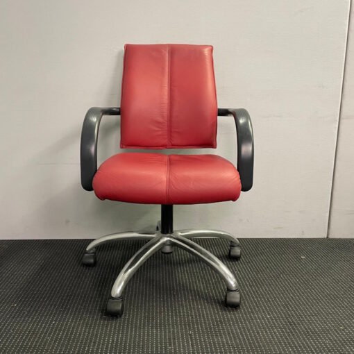 Formway Red Arq Mid Back Meeting Chairs - 8 available - Image 2