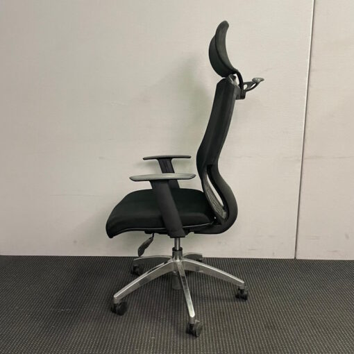 Okamura Porus Japanese Office Chair with Headrest – SOLD - Image 4