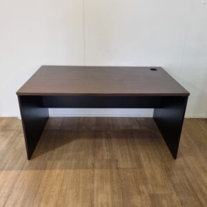 Straight Desk 1800 x 900 - 1 available