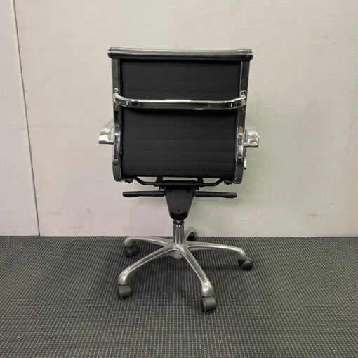 Replica Eames Management Office Chair - 2 available - Image 4