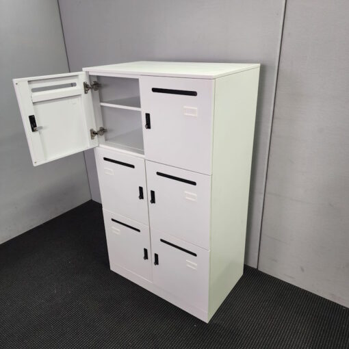 6 Doors Locker - SOLD - Image 4