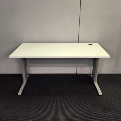Straight Desk - 1500 x 700 - 1 available