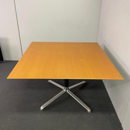 Square Table - 1200 x 1200 - 1 available - Image 2