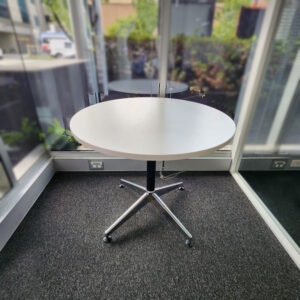 Round Table - 900mm in Diameter - 1 available