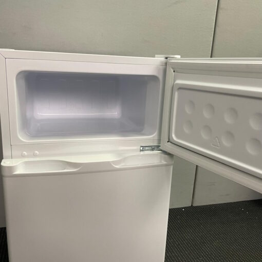 GVA 85L G85FFW15 Mini Fridge with Freezer White - SOLD - Image 3