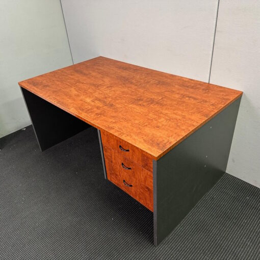 Straight Desk 1500 x 900 - 1 available - Image 4