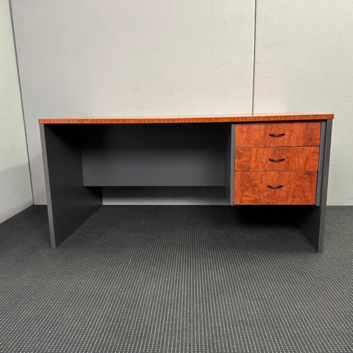 Straight Desk 1500 x 900 - 1 available - Image 3