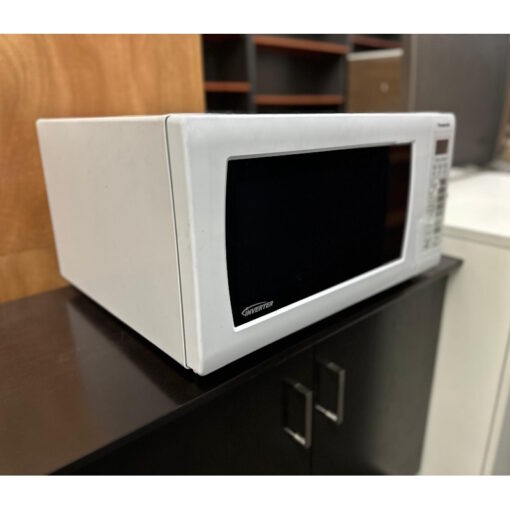 Panasonic 44L Microwave Oven NN-ST786W - 1 available - Image 2