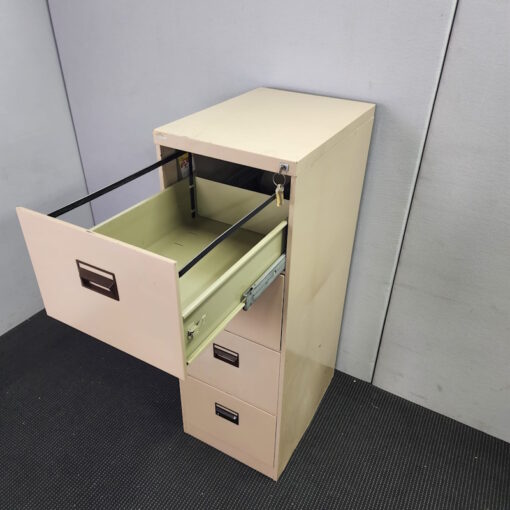 4 Drawer Filing Cabinet - 1 available - Image 3