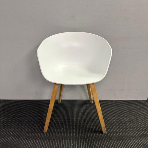 About A Chair AAC22 by HAY - 10 available - Image 3