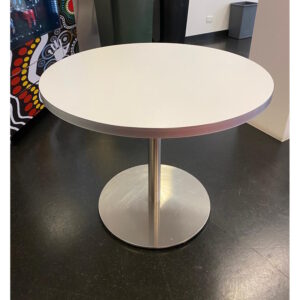 Round Table - 900mm in Diameter - 1 available