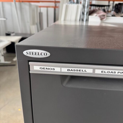 4 Drawer Filing Cabinet Steelco - 1 available - Image 4