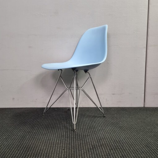 Replica Eames® Plastic Side Chair - Eiffel Base - SOLD - Image 2