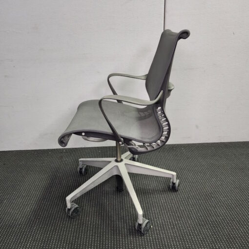 Herman Miller Setu Chair - SOLD - Image 4