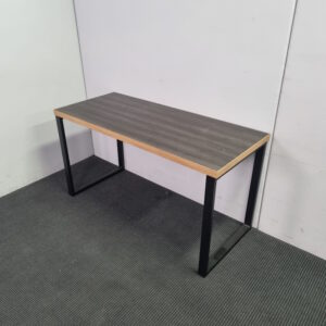 Table 1400 x 600 - 7 available