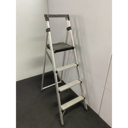 Stepright by Werner 100kg 4-Step Platform Ladder - 1 available - Image 2