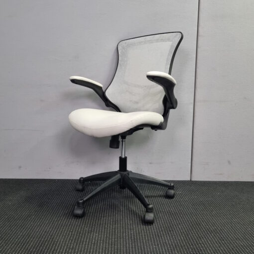 White Mesh Office Chair - 1 available - Image 2