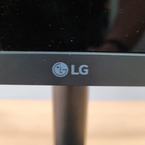 27” UltraFine™ 5K IPS Monitor LG 27MD5KL-B and Monitor Stand - SOLD - Image 6