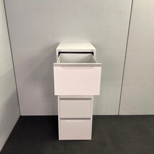 4 Drawer Filing Cabinets Steelco - SOLD - Image 3