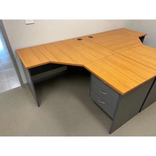 Corner Workstation - 1500 x 1200 - SOLD - Image 2