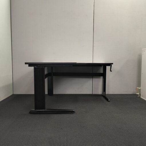 Manual Height Adjustable Corner Workstation 1400 x 1400 - SOLD - Image 2