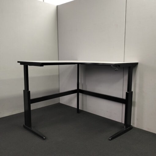Manual Height Adjustable Corner Workstation 1400 x 1400 - SOLD - Image 7