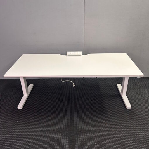 Electric Height Adjustable Straight Desk - 1800 x 800 - SOLD - Image 4