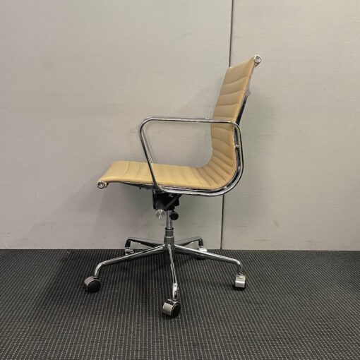 Replica Eames Management Office Chair - SOLD - Image 3