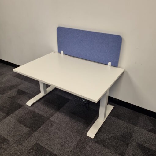 Electric Height Adjustable Desk 1200 x 800 - SOLD - Image 4