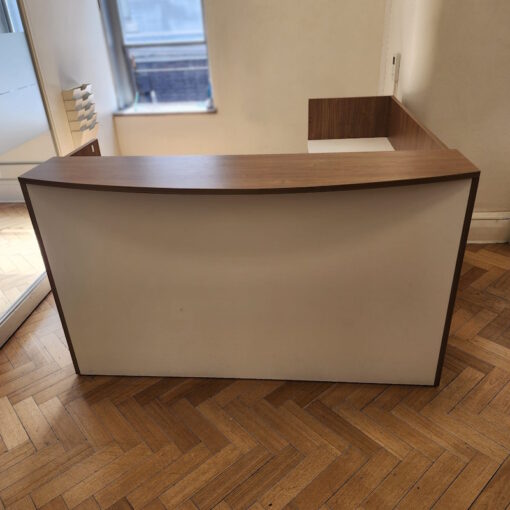 Reception Desk 1800 x 1800 - SOLD