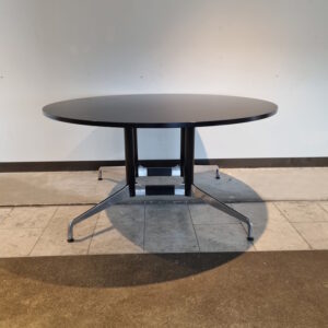 Round Table 1500D with Herman Miller Eames® Universal Base - 1 available